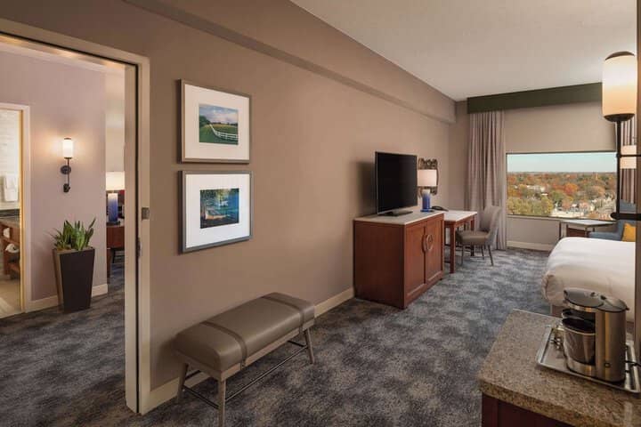 Room 29 of 82
